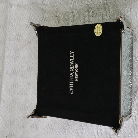 Cynthia Rowley Thank you glass jewelry case - Picture 8 of 10